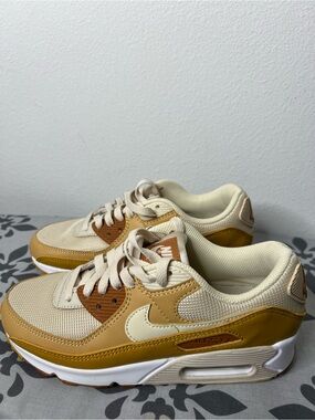 Nike Women' Air Max Style Low-Top Sneakers in Beige and Mustard